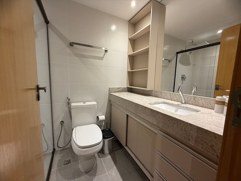 Studio Silencioso Confortável Prox UFJ e Shopping